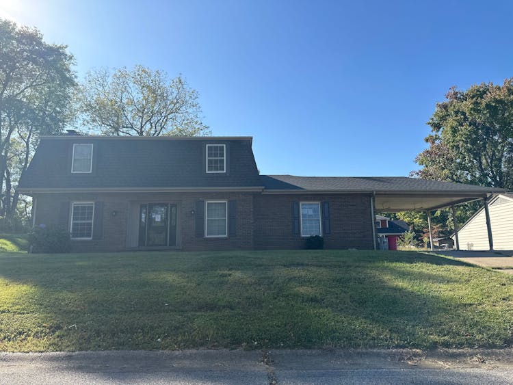 1009 Frontier Dr Henderson, KY 42420, Henderson County