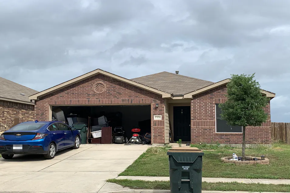 1324 Twin Estates Dr Kyle, TX 78640, Hays County