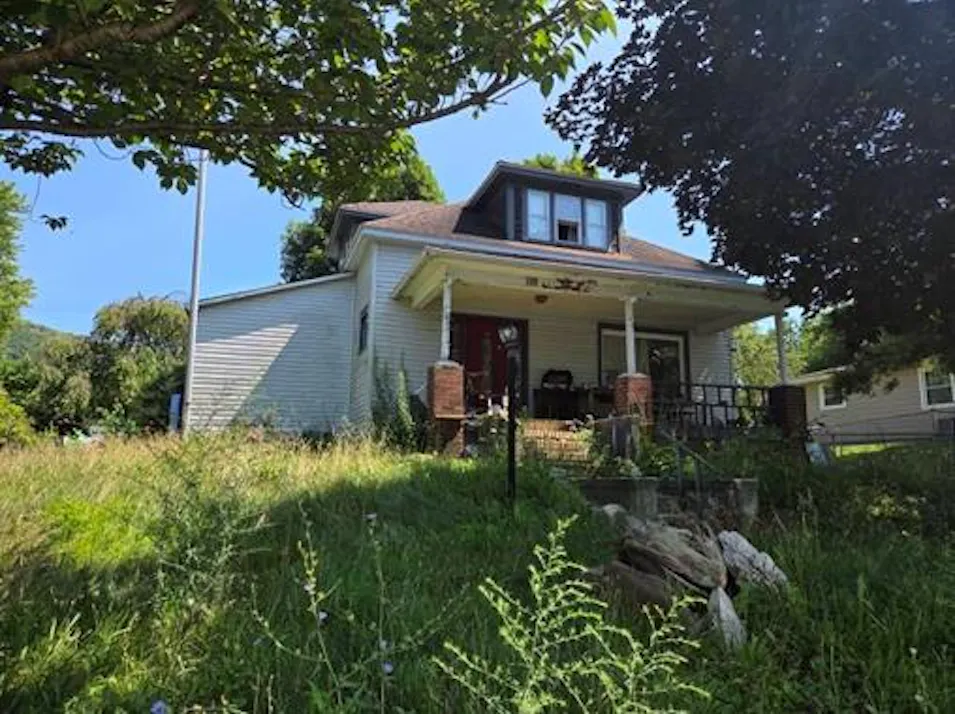 128 Bedford St Sproul, PA 16682, Blair County