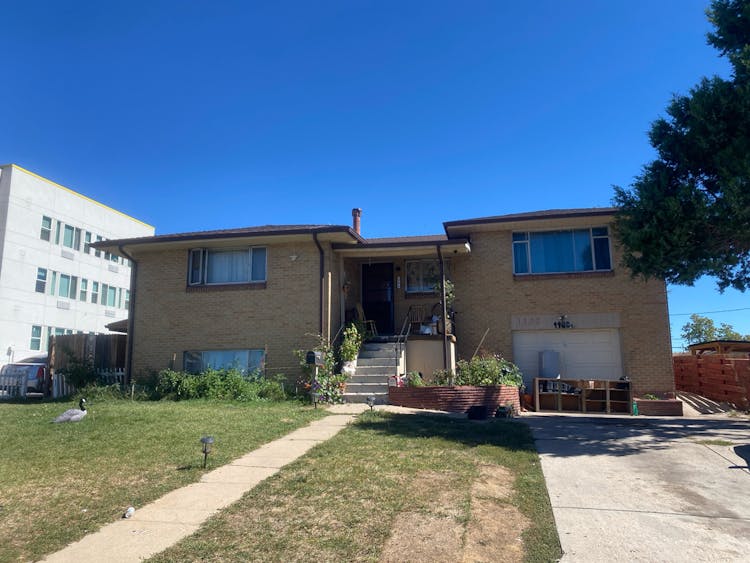 1100 S Zenobia St Denver, CO 80219, Denver County