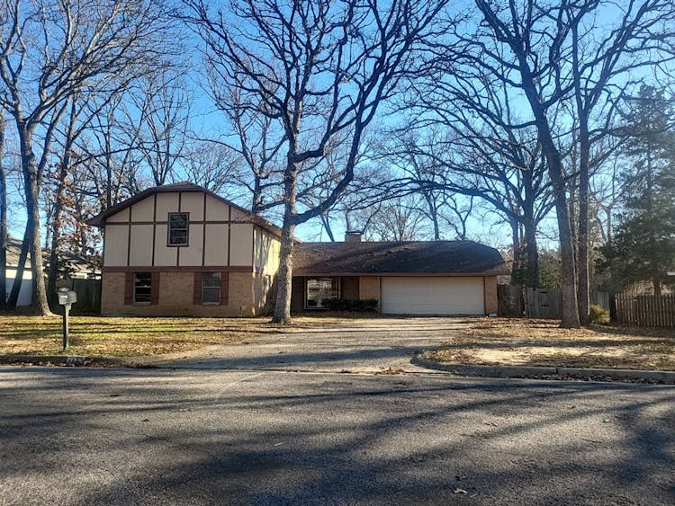 4402 Heather Lane Tyler, TX 75703, Smith County