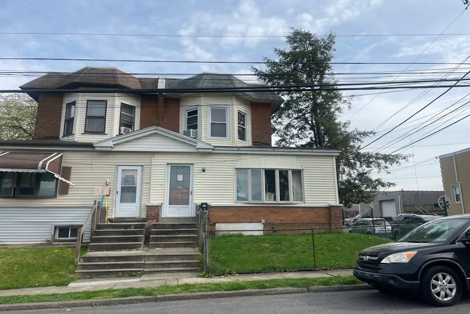 418 Pusey Ave Collingdale, PA 19023, Delaware County