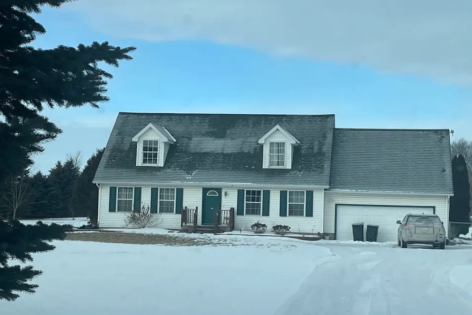 6533 Kilburn Rd Grant Township, MI 48032, Saint Clair County