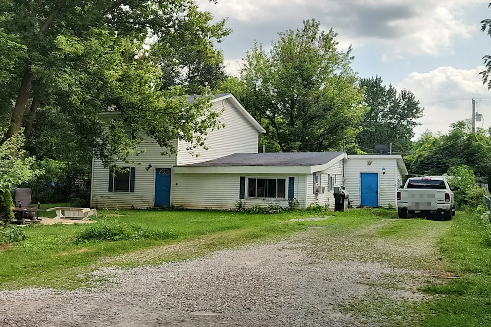 11161 Summerset Dr Elyria, OH 44035, Lorain County