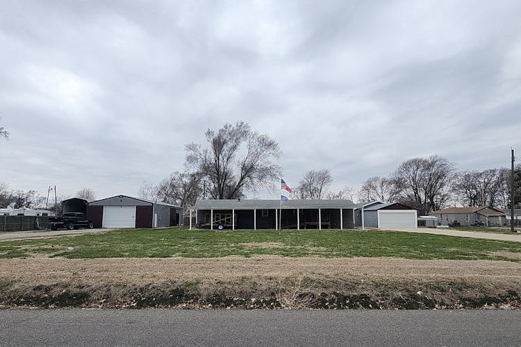 6804 Ollmeda St, Saint Joseph, MO, 64504, USA