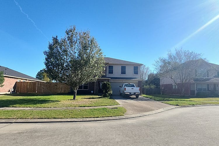 3403 Fox Ct Pearland, TX 77581, Brazoria County