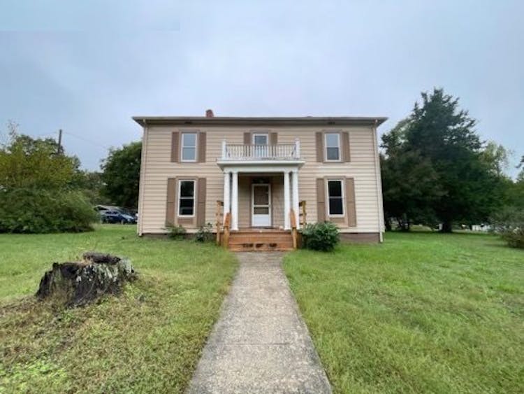 311 Four Locust Highway Keysville, VA 23947, Charlotte County