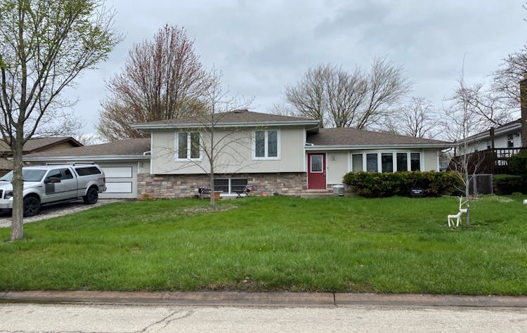 224 Robinson Ln Westmont, IL 60559, Dupage County