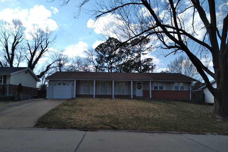 1223 Cedar Ridge Drive Saint Louis, MO 63146, Saint Louis County