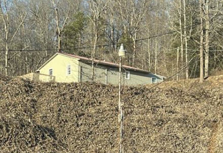 811 Straight Branch Rd Speedwell, TN 37870, Claiborne County