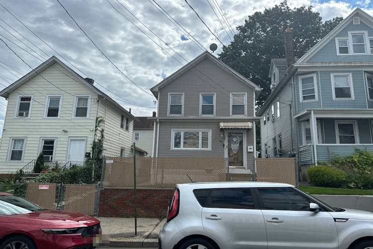 43 Linden St Passaic, NJ 07055, Passaic County