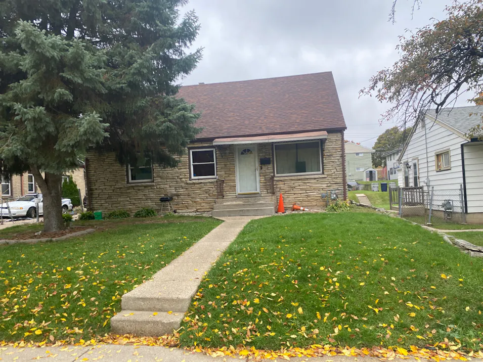 5725 N 64th St Milwaukee, WI 53218, Milwaukee County