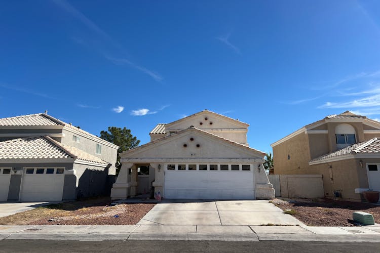 2300 Storkspur Way Las Vegas, NV 89117, Clark County