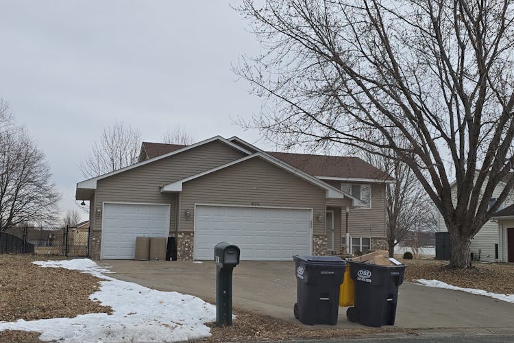 805 Elm St S Belle Plaine, MN 56011, Scott County