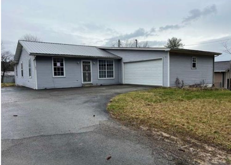 187 Ky 2417 Corbin, KY 40701, Knox County