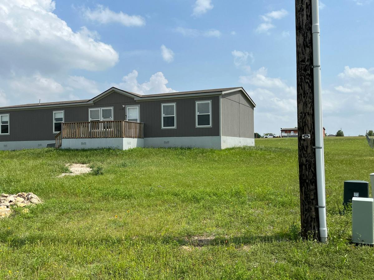 Meadowlark Dr, Rhome, TX 76078 #1
