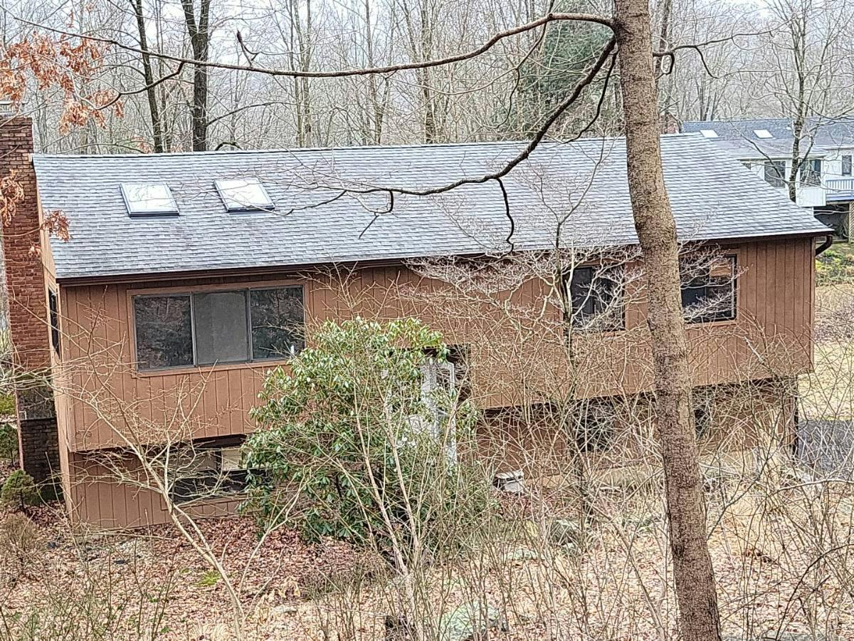 Bennetts Farm Rd, Ridgefield, CT 06877