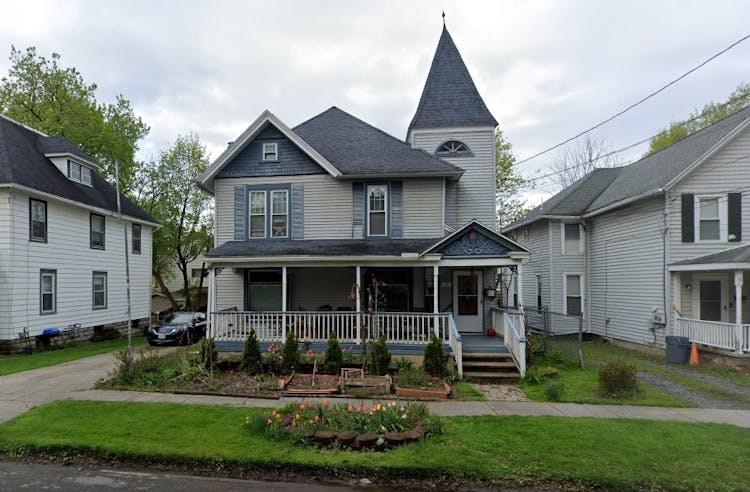 13 Wood Street Auburn, NY 13021, Cayuga County