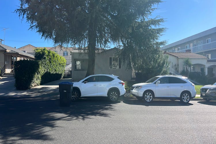 304 East Cedar Avenue Burbank, CA 91502, Los Angeles County