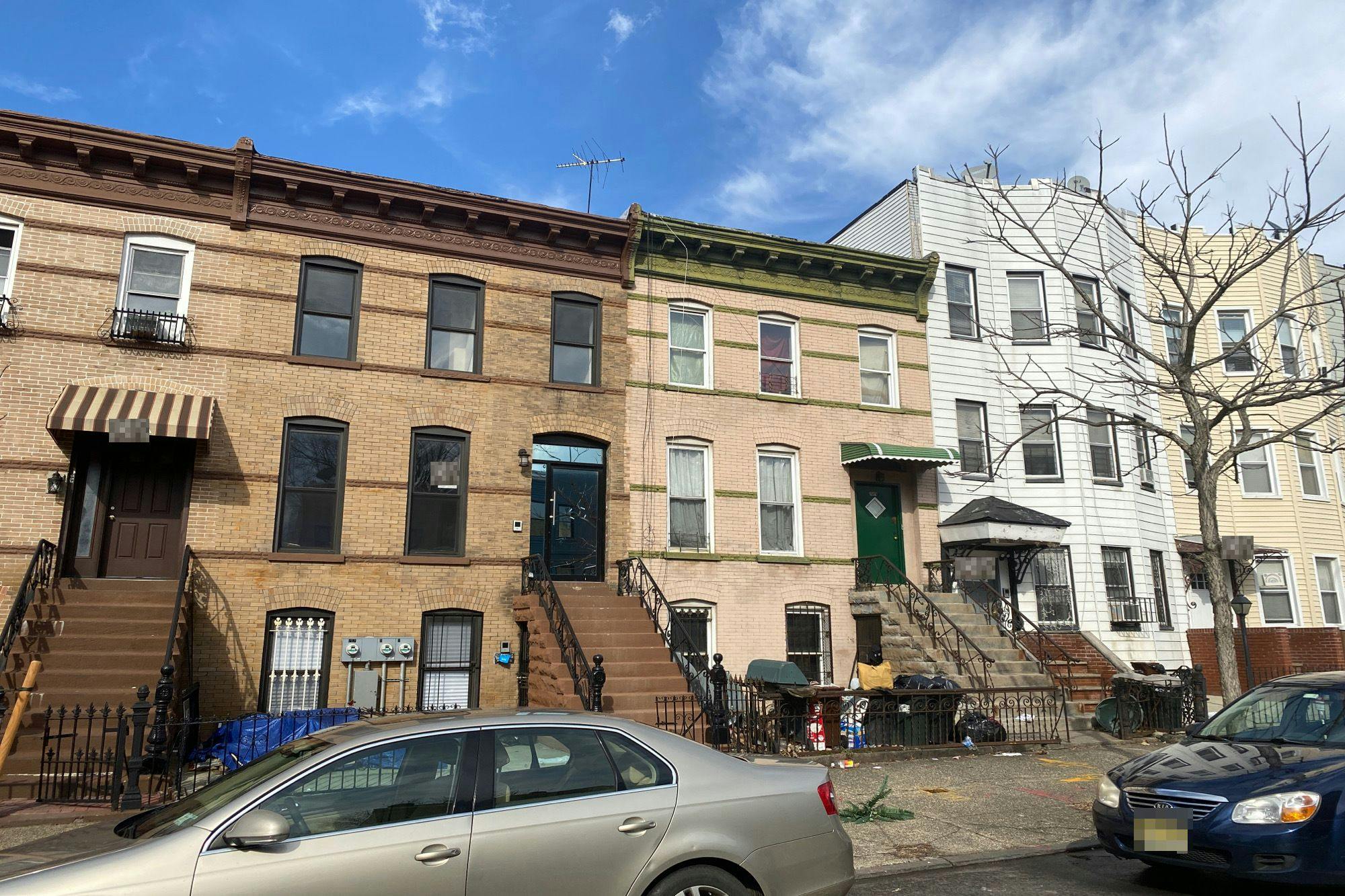 Pacific St, Brooklyn, NY 11233
