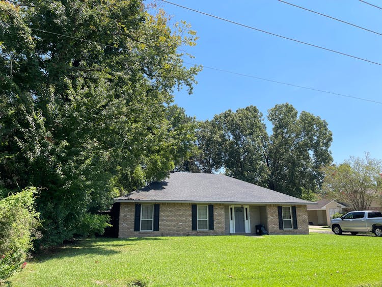 3005 Aubin Lane Baton Rouge, LA 70816, East Baton Rouge County