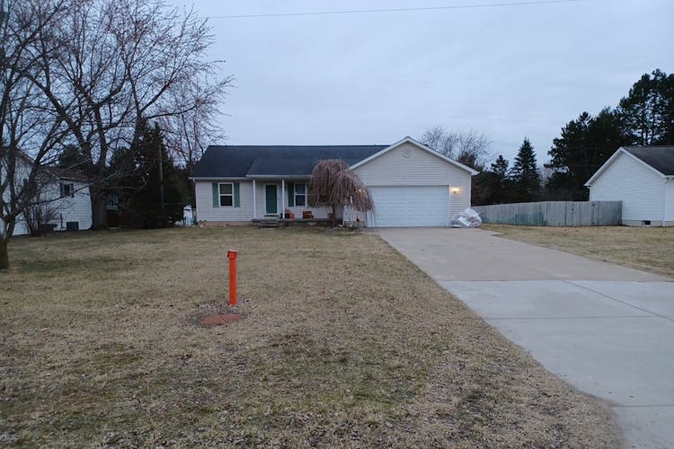 5435 Coldwater Rd Lapeer, MI 48446, Lapeer County