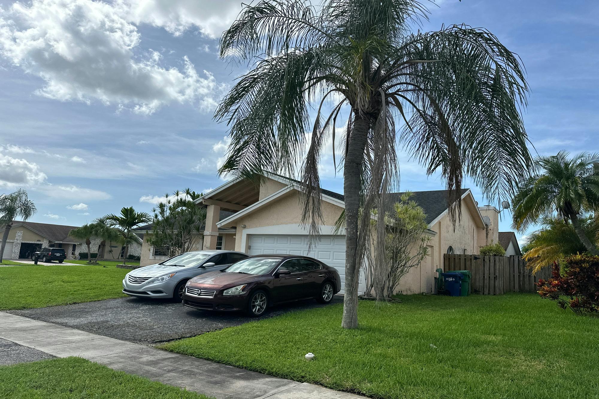 52nd Ct, Lauderhill, FL 33351