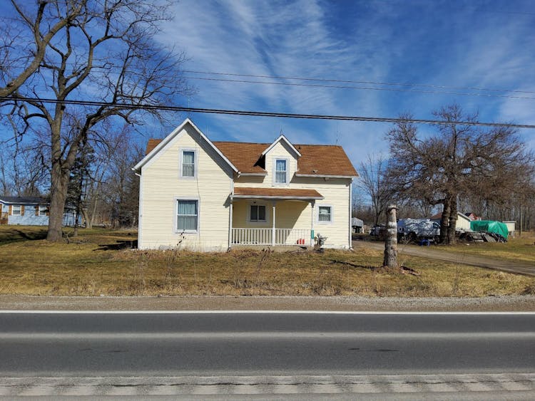 20341 32 Mile Rd Armada, MI 48005, Macomb County