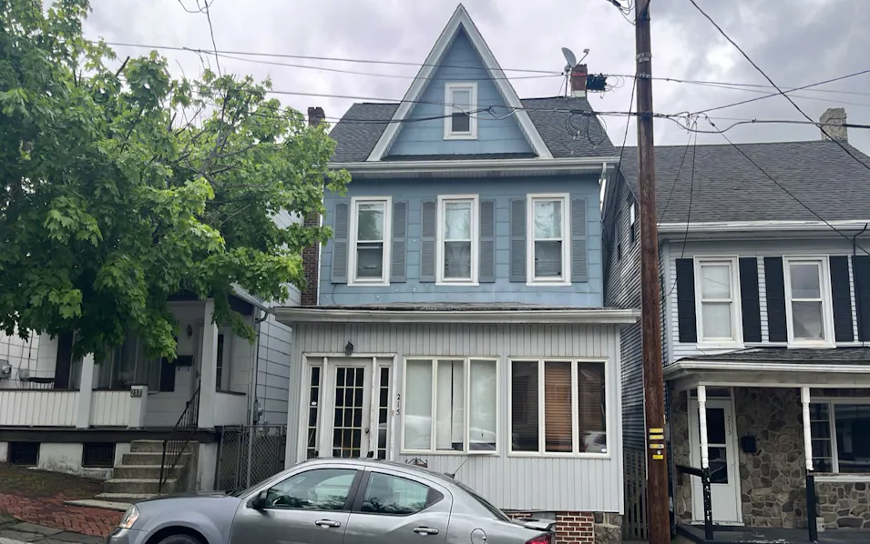 215 North Lehigh Street Tamaqua, PA 18252, Schuylkill County