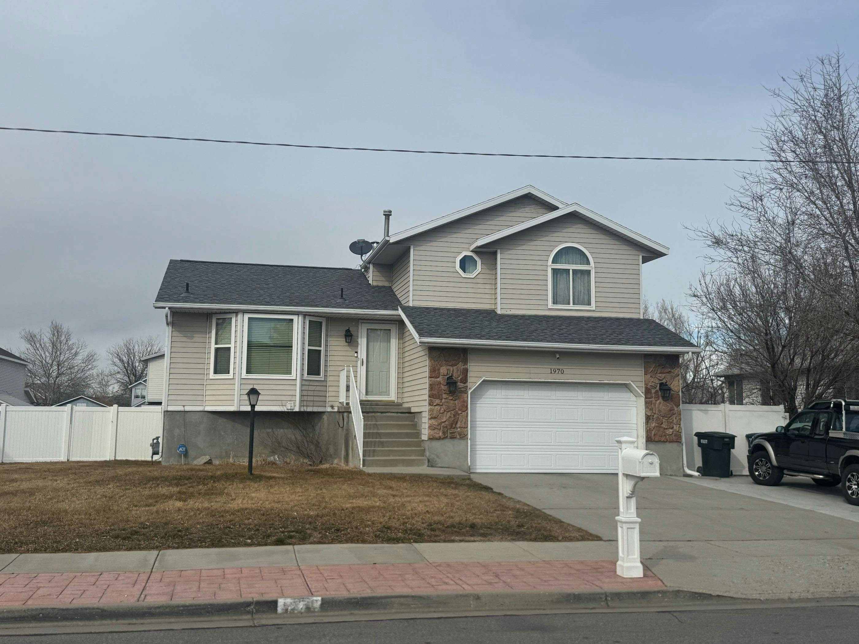 3800 , West Valley City, UT 84119
