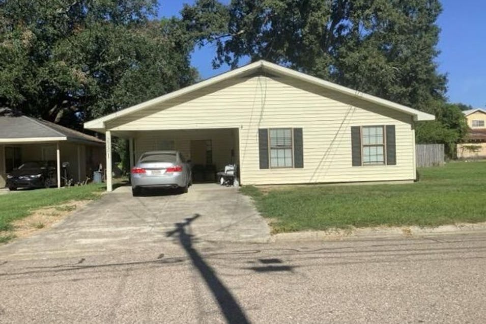 58250 Canal St Plaquemine, LA 70764, Iberville County
