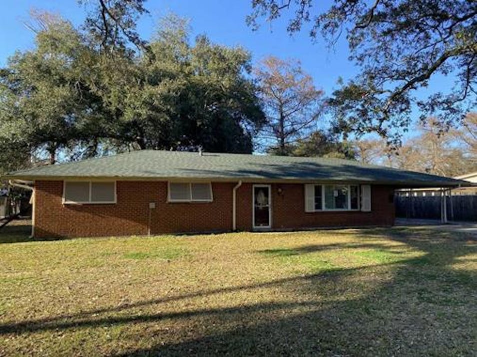 407 Broadmoor Ave Houma, LA 70364, Terrebonne County