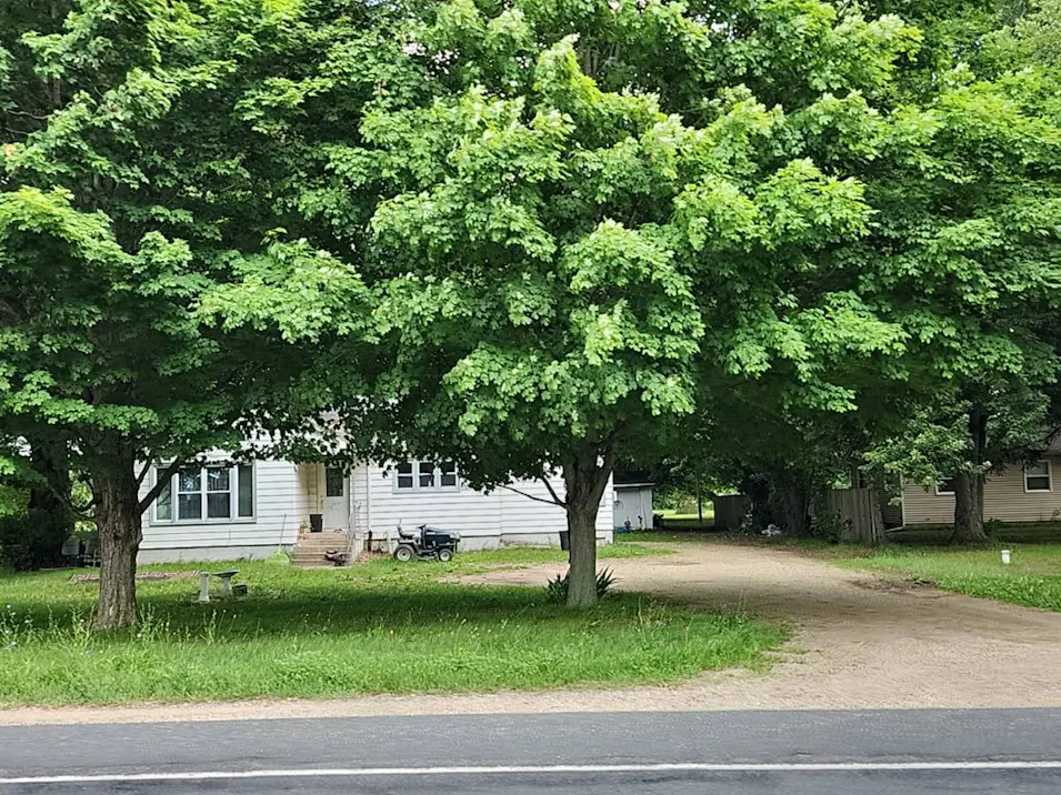 40732w Red Arrow Hwy Paw Paw, MI 49079, Van Buren County