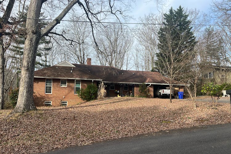 141 N. Seneca Rd Oak Ridge, TN 37830, Anderson County