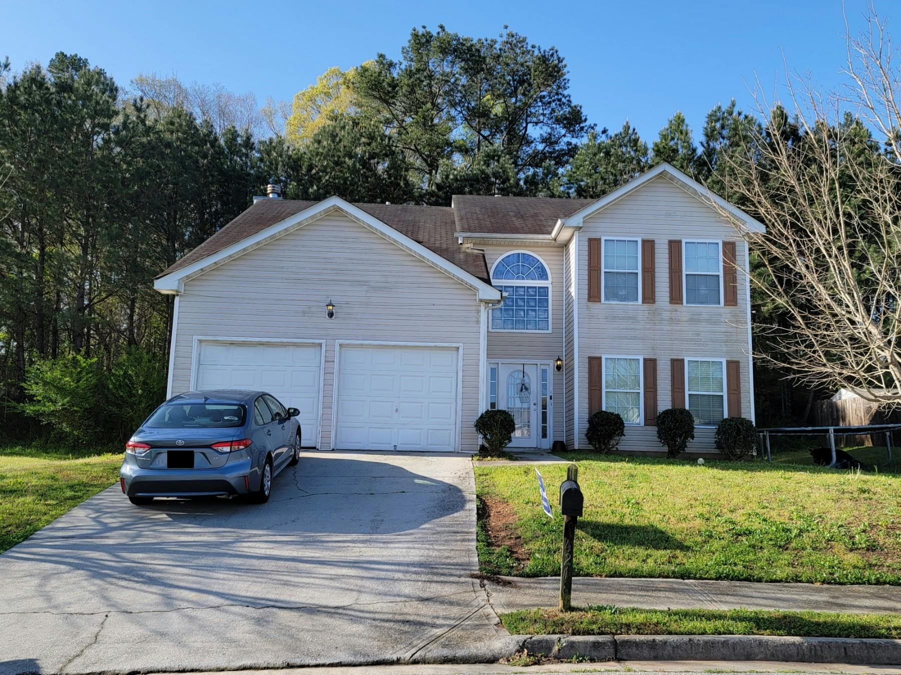 Winston Cir, Atlanta, GA 30349
