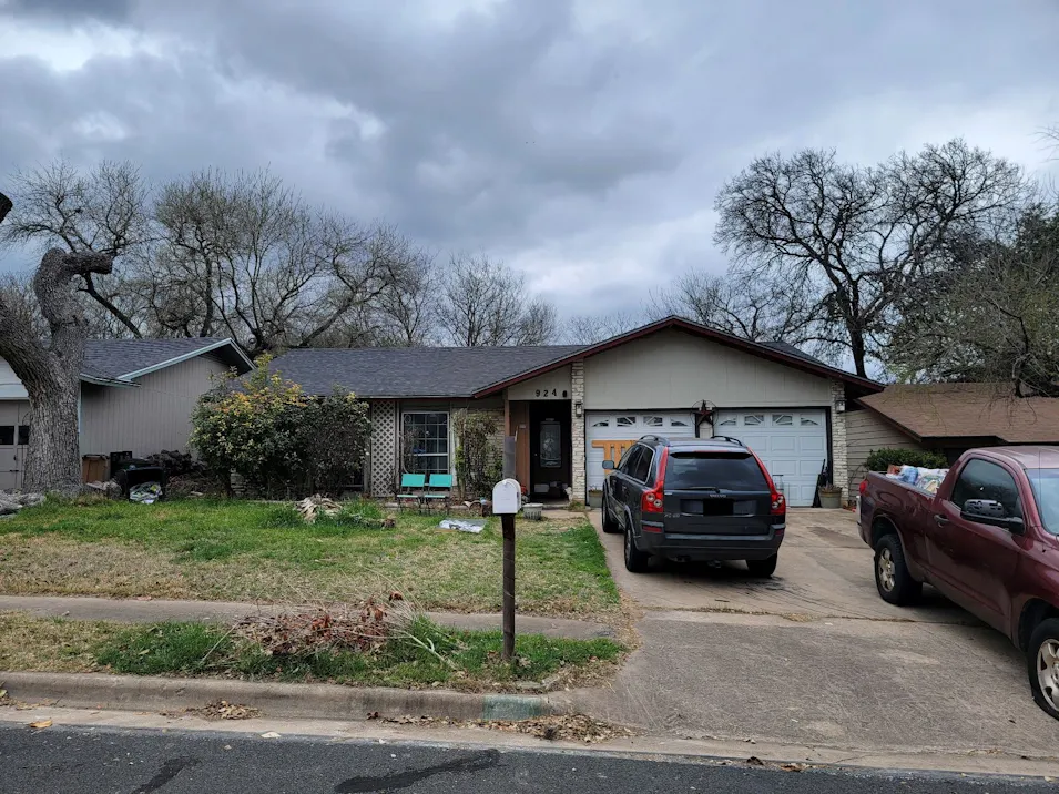924 Echo Ln Austin, TX 78745, Travis County