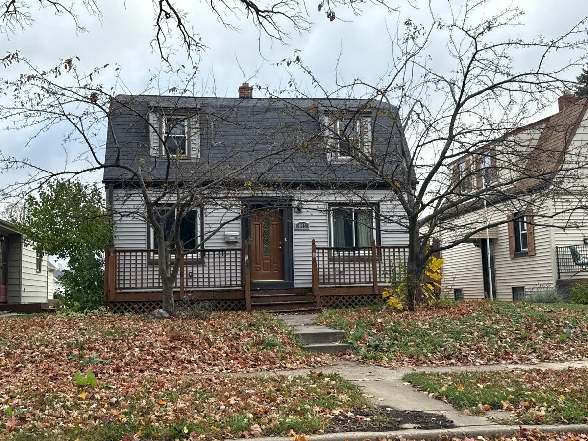 93rd St, Milwaukee, WI 53214
