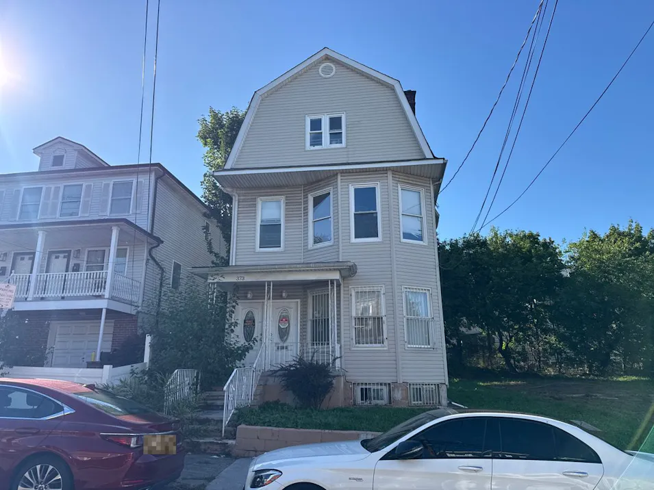 373 Peshine Ave Newark, NJ 07112, Essex County