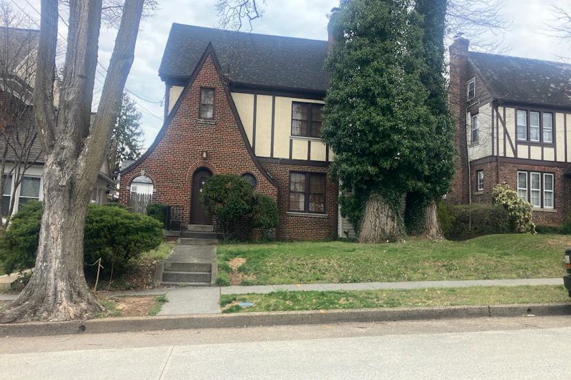 1341 Jonquil Street Northwest