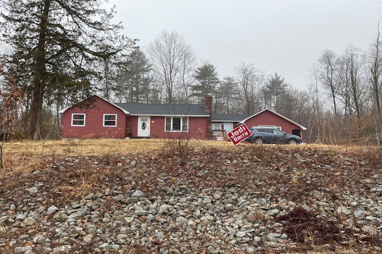 128 North Shore Road Derry, NH 03038, Rockingham County