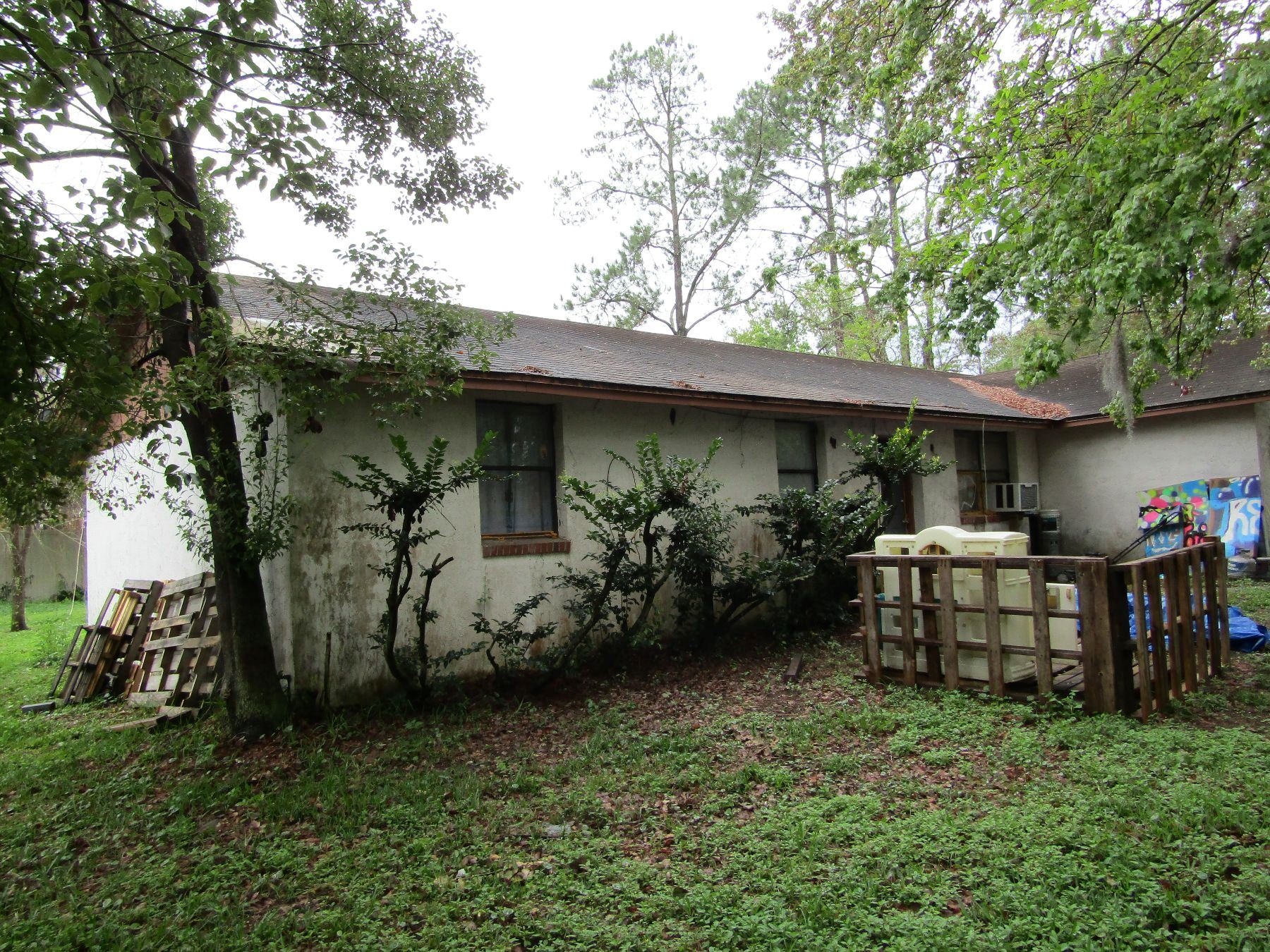 10390 Minglewood Dr photo 8
