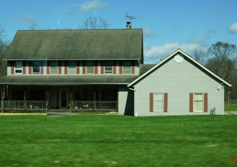 39335 Bainbridge Rd Solon, OH 44139, Cuyahoga County