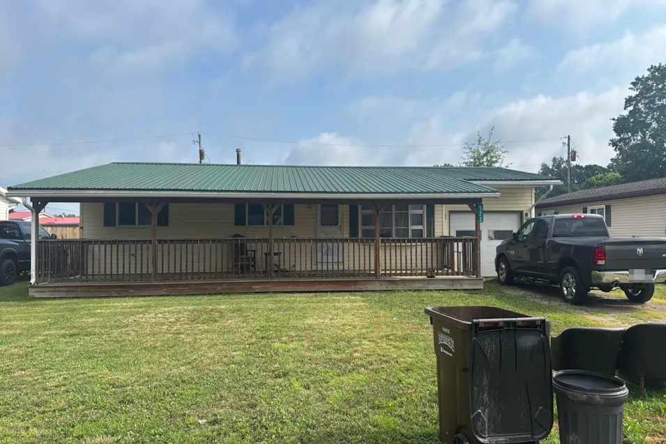522 East 4th Street West Lafayette, OH 43845, Coshocton County