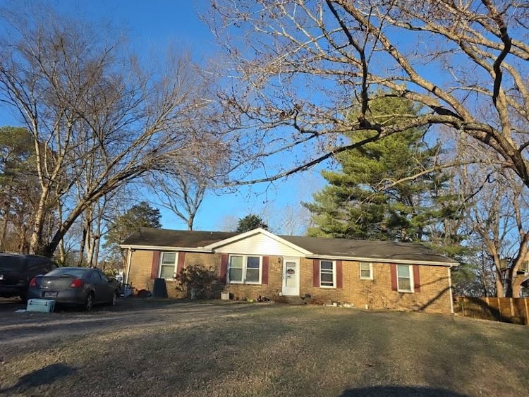 219 Morningside Drive Clarksville, TN 37042, Montgomery County