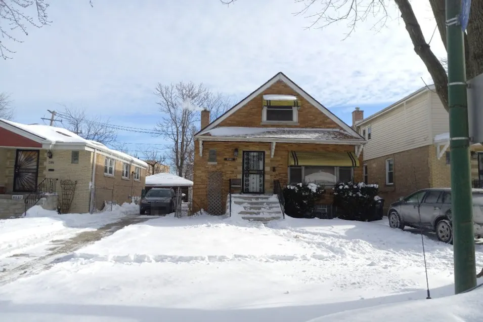 9541 South Charles Street Chicago, IL 60643, Cook County