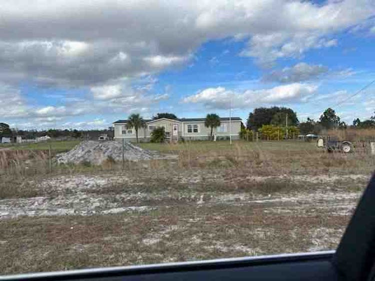 17973 NW 248th Street Okeechobee, FL 34972, Okeechobee County