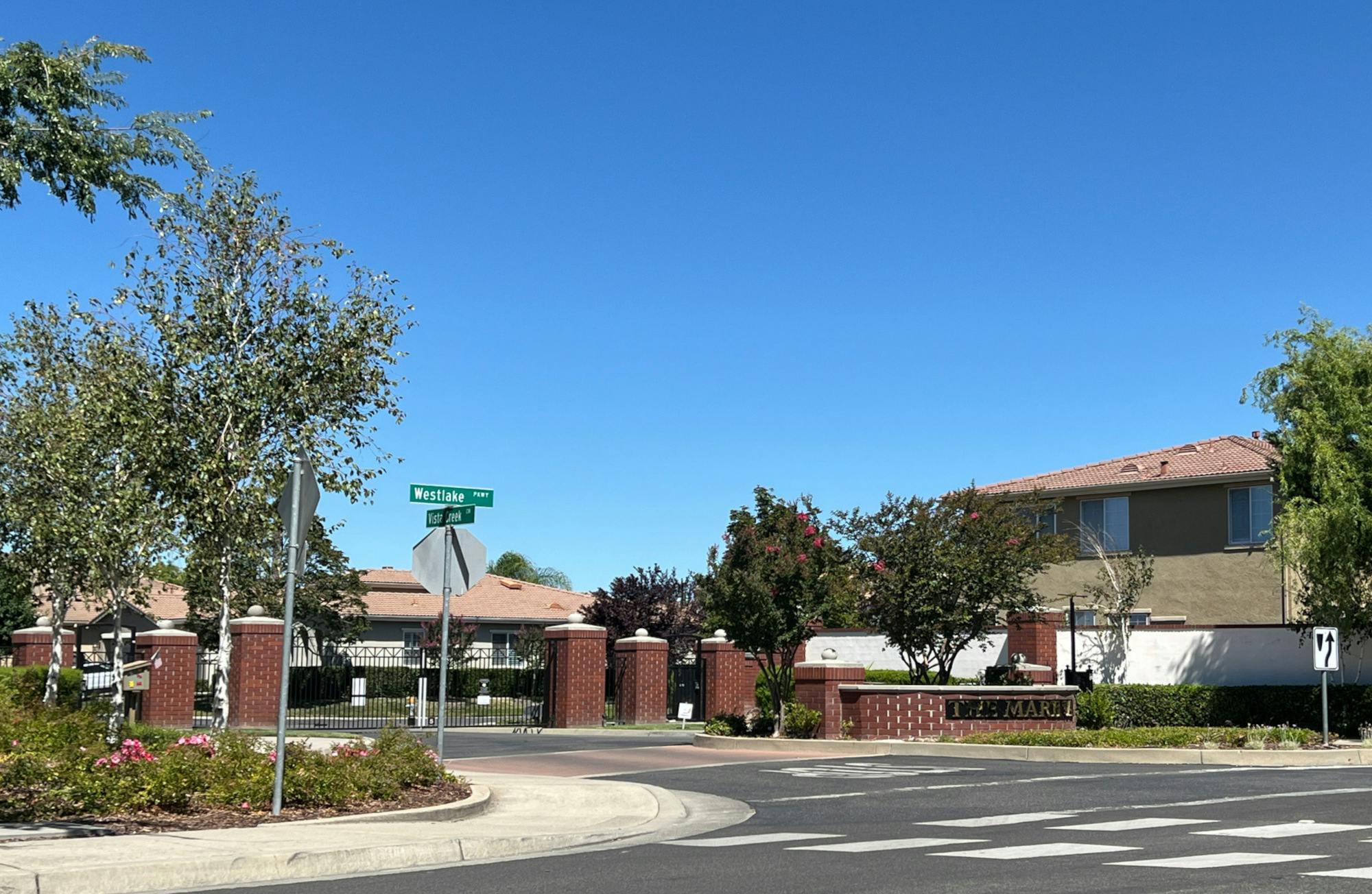Vista Creek Cir, Sacramento, CA 95835