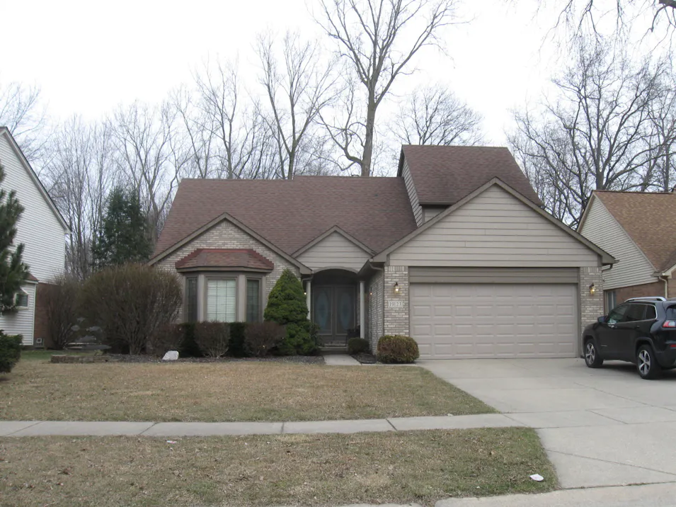 19123 Parkwood Ln Brownstown, MI 48183, Wayne County
