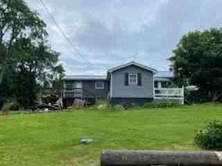 42440 Green St Belmont, OH 43718, Belmont County