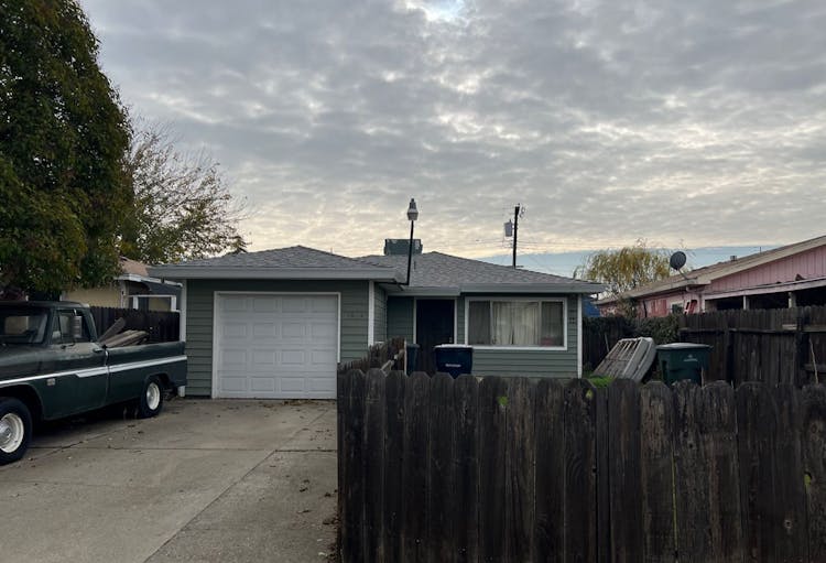 7804 37th Avenue Sacramento, CA 95824, Sacramento County